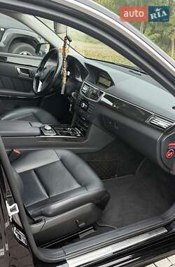 Седан Mercedes-Benz E-Class 2012 в 