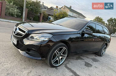 Універсал Mercedes-Benz E-Class 2015 в 