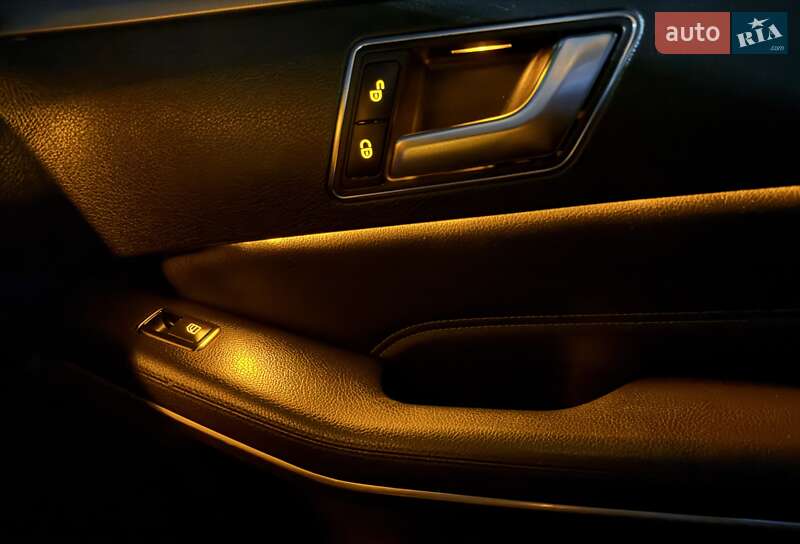Универсал Mercedes-Benz E-Class 2015 в Луцке фото 2 Универсал Mercedes-Benz E-Class 2015 в Луцке