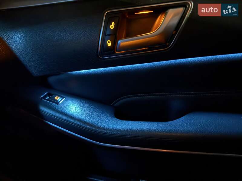 Универсал Mercedes-Benz E-Class 2015 в Луцке фото 3 Универсал Mercedes-Benz E-Class 2015 в Луцке