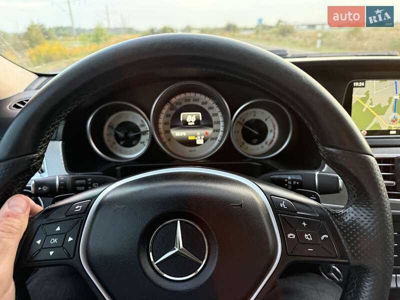 Универсал Mercedes-Benz E-Class 2015 в Луцке фото 12 Универсал Mercedes-Benz E-Class 2015 в Луцке