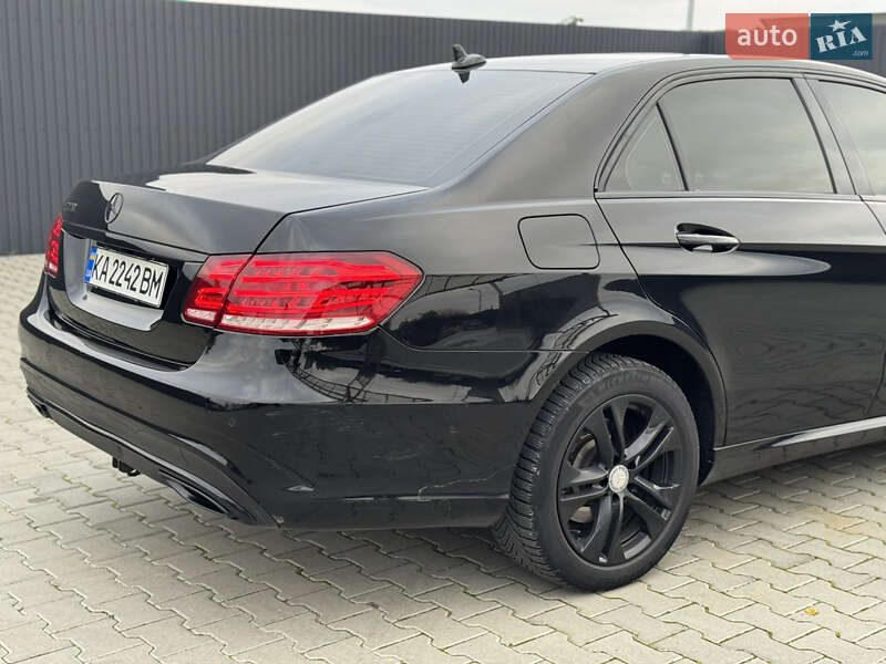 Седан Mercedes-Benz E-Class 2013 в Летичеве