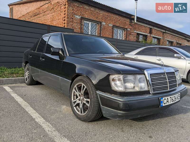 Седан Mercedes-Benz E-Class 1993 в Виннице фото 5 Седан Mercedes-Benz E-Class 1993 в Виннице