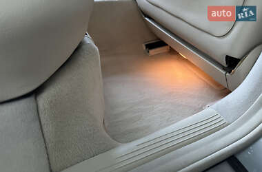 Седан Mercedes-Benz E-Class 2004 в  фото 14 Седан Mercedes-Benz E-Class 2004 в