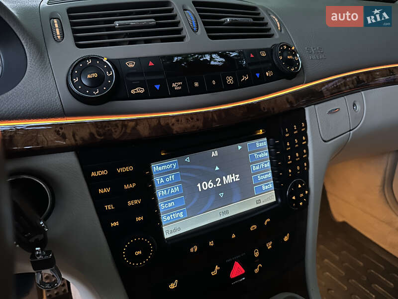 Седан Mercedes-Benz E-Class 2004 в Каменец-Подольском фото 22 Седан Mercedes-Benz E-Class 2004 в Каменец-Подольском