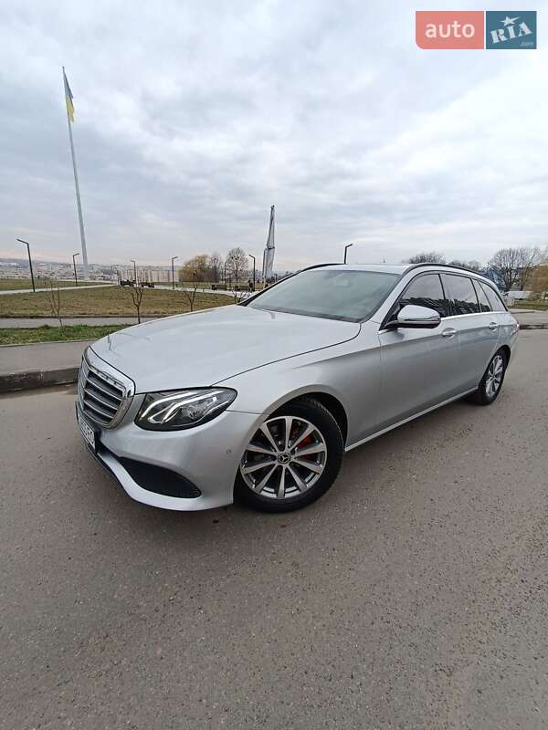 Універсал Mercedes-Benz E-Class 2016 в Чернівцях фото 8 Універсал Mercedes-Benz E-Class 2016 в Чернівцях