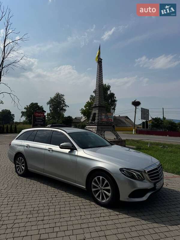 Універсал Mercedes-Benz E-Class 2016 в Чернівцях фото 25 Універсал Mercedes-Benz E-Class 2016 в Чернівцях