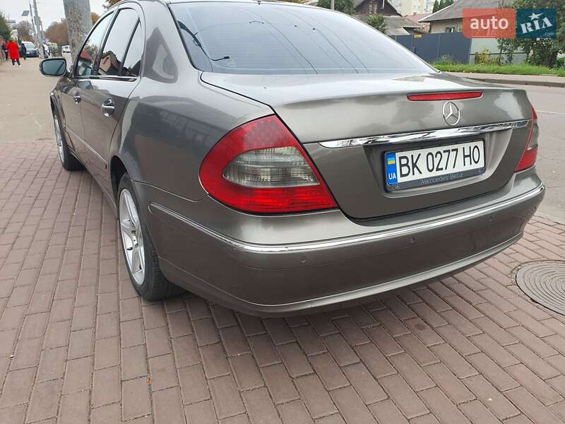 Седан Mercedes-Benz E-Class 2006 в Рівному фото 17 Седан Mercedes-Benz E-Class 2006 в Рівному