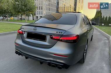 Седан Mercedes-Benz E-Class 2022 в 