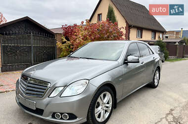 Седан Mercedes-Benz E-Class 2011 в Києві