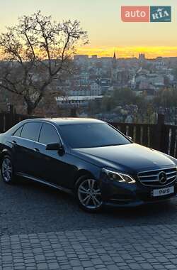 Седан Mercedes-Benz E-Class 2013 в Чорткове