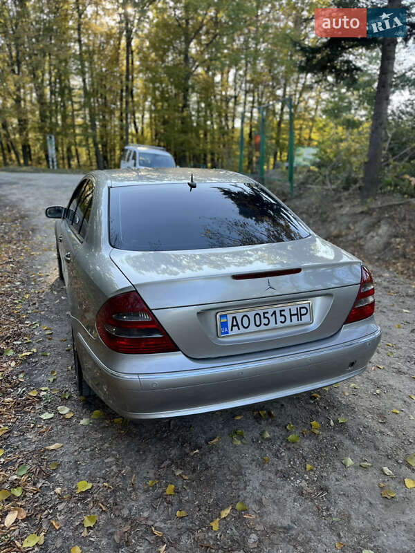 Седан Mercedes-Benz E-Class 2003 в Черновцах фото 43 Седан Mercedes-Benz E-Class 2003 в Черновцах