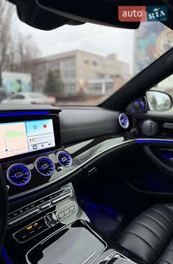 Седан Mercedes-Benz E-Class 2017 в 