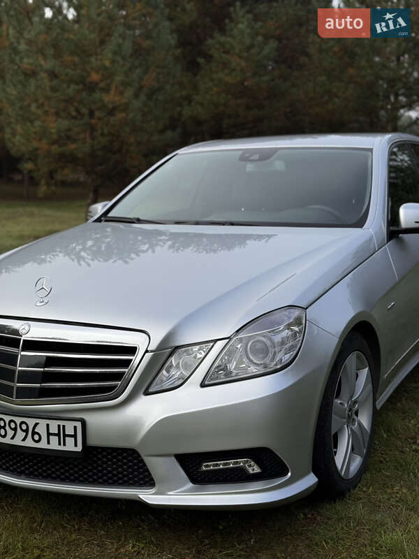 Седан Mercedes-Benz E-Class 2010 в Ковелі фото 3 Седан Mercedes-Benz E-Class 2010 в Ковелі