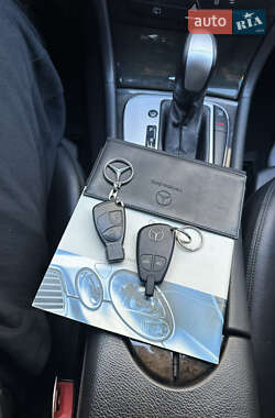 Универсал Mercedes-Benz E-Class 2003 в  фото 2 Универсал Mercedes-Benz E-Class 2003 в