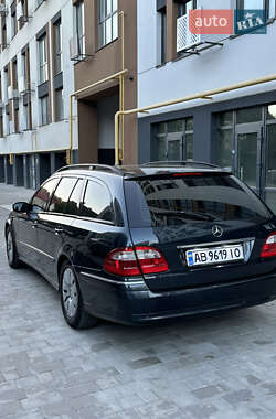 Универсал Mercedes-Benz E-Class 2003 в  фото 31 Универсал Mercedes-Benz E-Class 2003 в