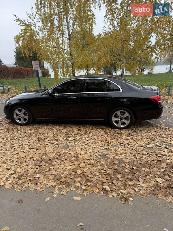 Седан Mercedes-Benz E-Class 2016 в Виннице