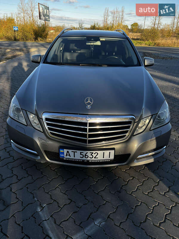 Mercedes-Benz E-Class 2011