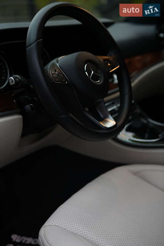 Седан Mercedes-Benz E-Class 2018 в Тернополе фото 36 Седан Mercedes-Benz E-Class 2018 в Тернополе