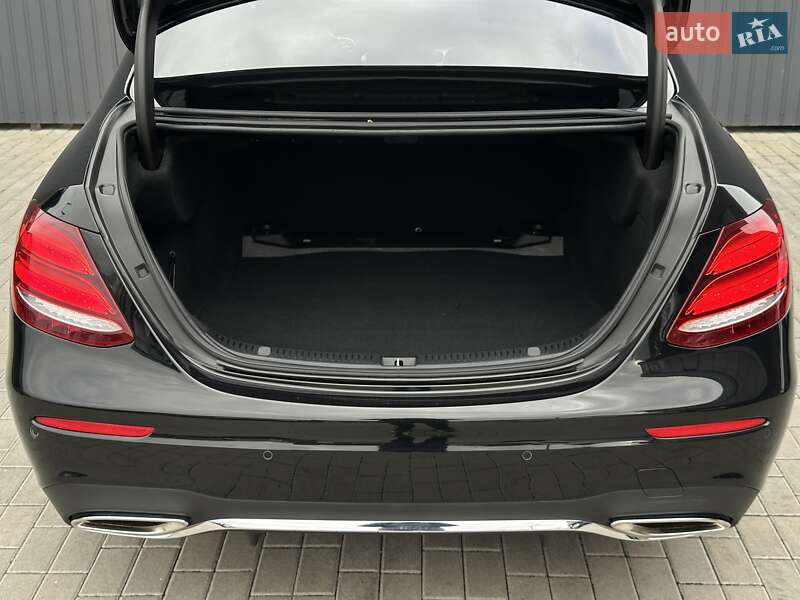 Седан Mercedes-Benz E-Class 2020 в Мукачево