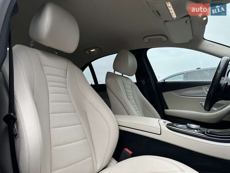 Седан Mercedes-Benz E-Class 2020 в Мукачево