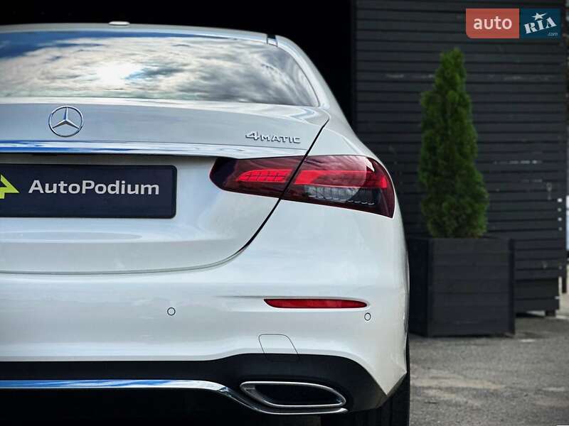 Седан Mercedes-Benz E-Class 2022 в Киеве