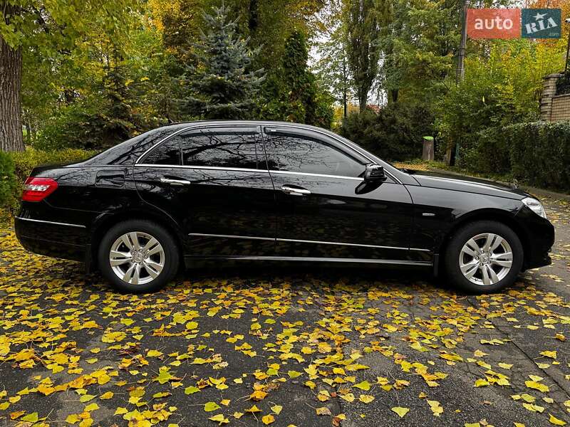 Седан Mercedes-Benz E-Class 2010 в Киеве фото 6 Седан Mercedes-Benz E-Class 2010 в Киеве