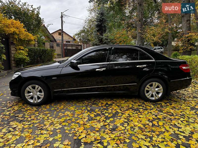 Седан Mercedes-Benz E-Class 2010 в Киеве фото 13 Седан Mercedes-Benz E-Class 2010 в Киеве