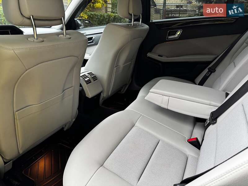 Седан Mercedes-Benz E-Class 2010 в Киеве фото 31 Седан Mercedes-Benz E-Class 2010 в Киеве