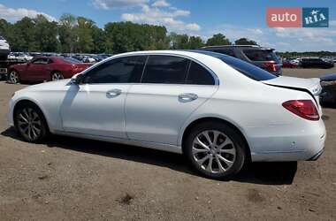 Седан Mercedes-Benz E-Class 2017 в 
