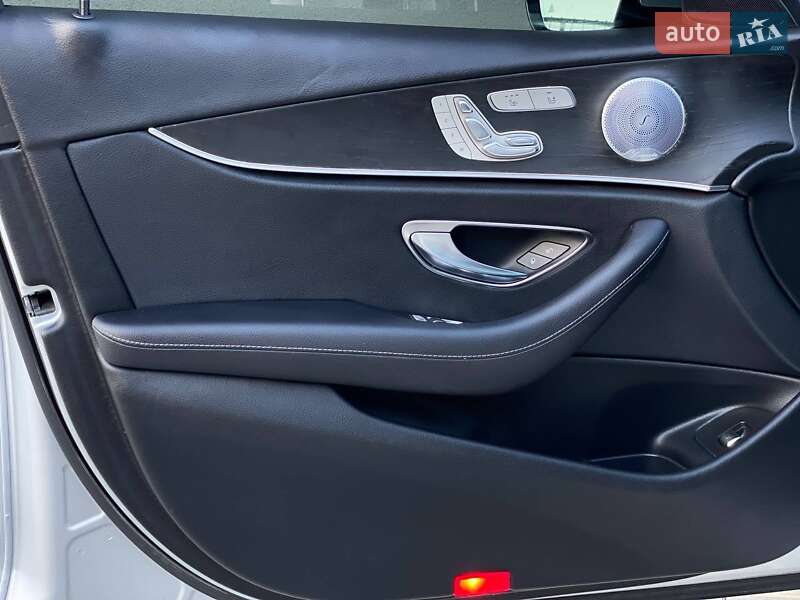 Седан Mercedes-Benz E-Class 2018 в Києві фото 23 Седан Mercedes-Benz E-Class 2018 в Києві