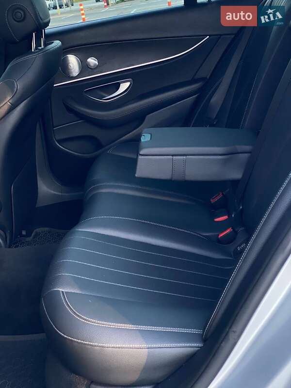 Седан Mercedes-Benz E-Class 2018 в Києві фото 65 Седан Mercedes-Benz E-Class 2018 в Києві