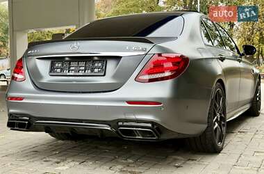 Седан Mercedes-Benz E-Class 2018 в 