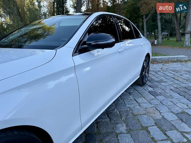 Седан Mercedes-Benz E-Class 2016 в Киеве фото 23 Седан Mercedes-Benz E-Class 2016 в Киеве