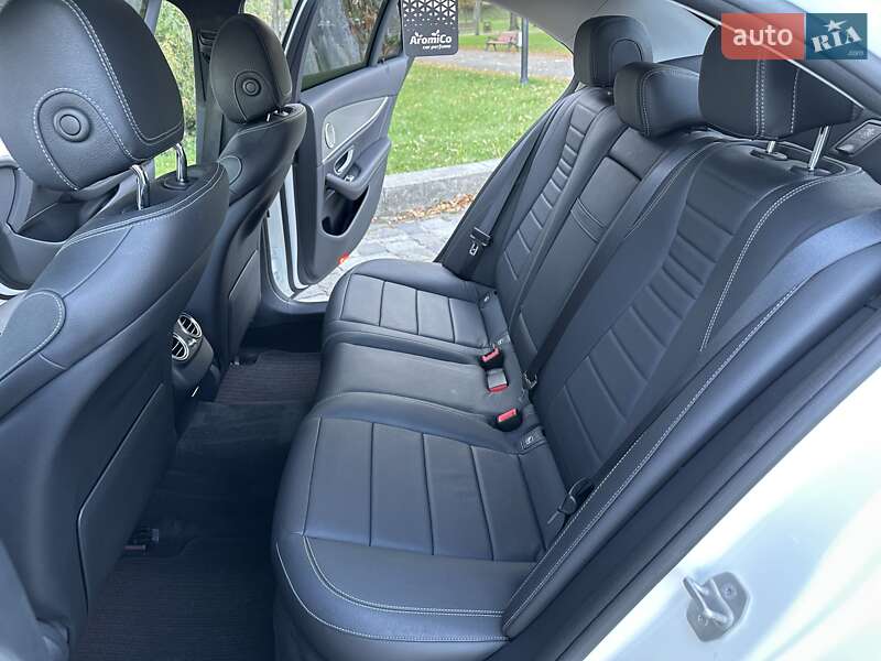 Седан Mercedes-Benz E-Class 2016 в Киеве фото 78 Седан Mercedes-Benz E-Class 2016 в Киеве