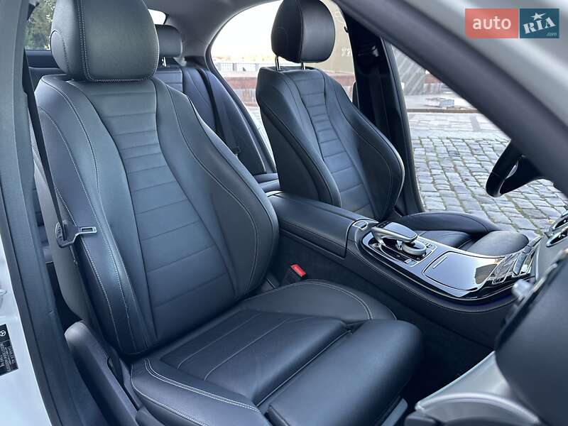 Седан Mercedes-Benz E-Class 2016 в Киеве фото 92 Седан Mercedes-Benz E-Class 2016 в Киеве