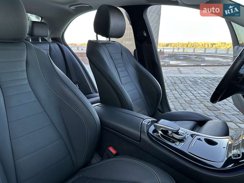 Седан Mercedes-Benz E-Class 2016 в Киеве фото 94 Седан Mercedes-Benz E-Class 2016 в Киеве