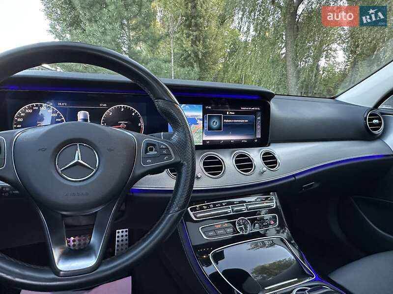 Седан Mercedes-Benz E-Class 2016 в Киеве фото 113 Седан Mercedes-Benz E-Class 2016 в Киеве
