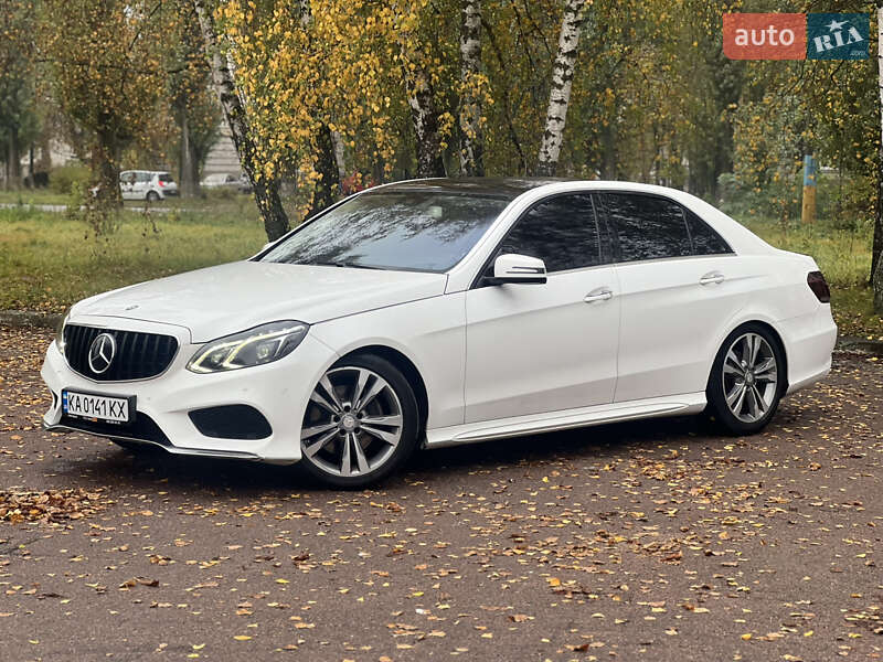 Седан Mercedes-Benz E-Class 2014 в Житомире