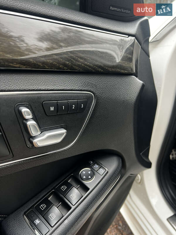 Седан Mercedes-Benz E-Class 2014 в Житомире