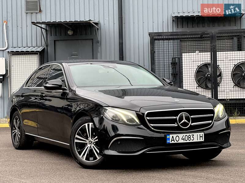 Седан Mercedes-Benz E-Class 2017 в Ужгороде фото 6 Седан Mercedes-Benz E-Class 2017 в Ужгороде