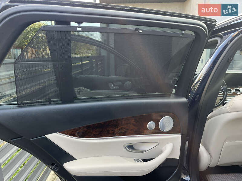 Универсал Mercedes-Benz E-Class 2017 в Черновцах фото 23 Универсал Mercedes-Benz E-Class 2017 в Черновцах