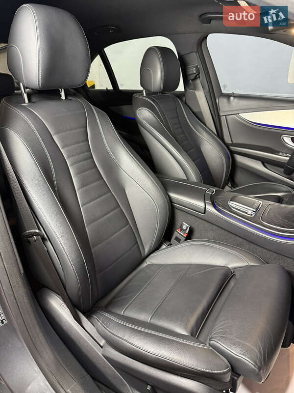 Седан Mercedes-Benz E-Class 2021 в Одесі фото 39 Седан Mercedes-Benz E-Class 2021 в Одесі