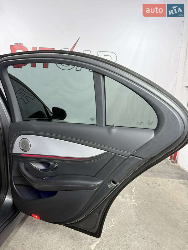 Седан Mercedes-Benz E-Class 2021 в Одесі фото 65 Седан Mercedes-Benz E-Class 2021 в Одесі