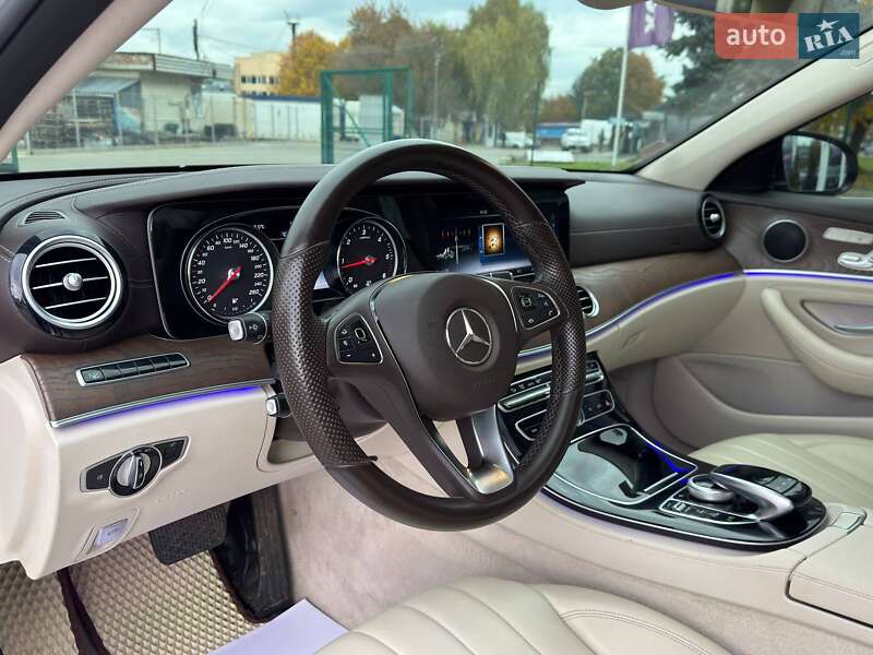 Седан Mercedes-Benz E-Class 2016 в Львові фото 12 Седан Mercedes-Benz E-Class 2016 в Львові