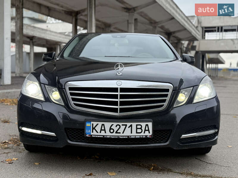 Седан Mercedes-Benz E-Class 2011 в Смілі фото 6 Седан Mercedes-Benz E-Class 2011 в Смілі