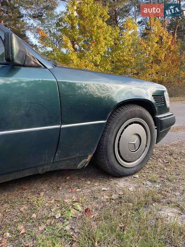 Седан Mercedes-Benz E-Class 1995 в Ровно фото 7 Седан Mercedes-Benz E-Class 1995 в Ровно