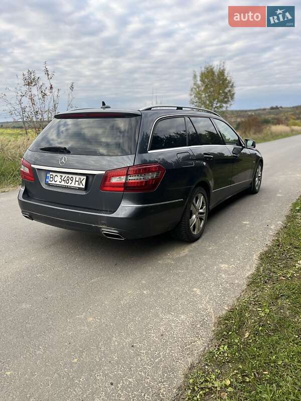 Універсал Mercedes-Benz E-Class 2012 в Львові фото 4 Універсал Mercedes-Benz E-Class 2012 в Львові
