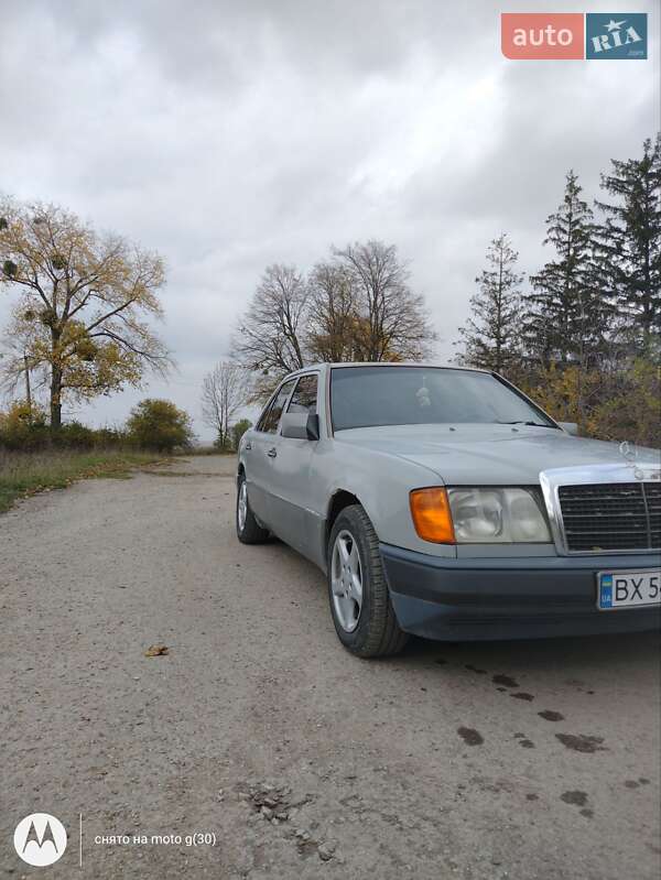 Седан Mercedes-Benz E-Class 1991 в Каменец-Подольском
