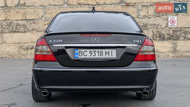 Седан Mercedes-Benz E-Class 2007 в Тернополе